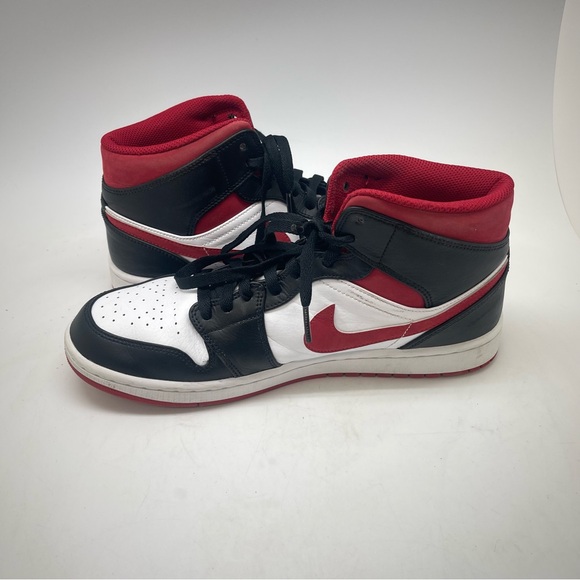 Nike Sneakers Mens 10‎ Air Jordan 1 Mid Gym Red Black White 554724-122 Shoes - Picture 7 of 10